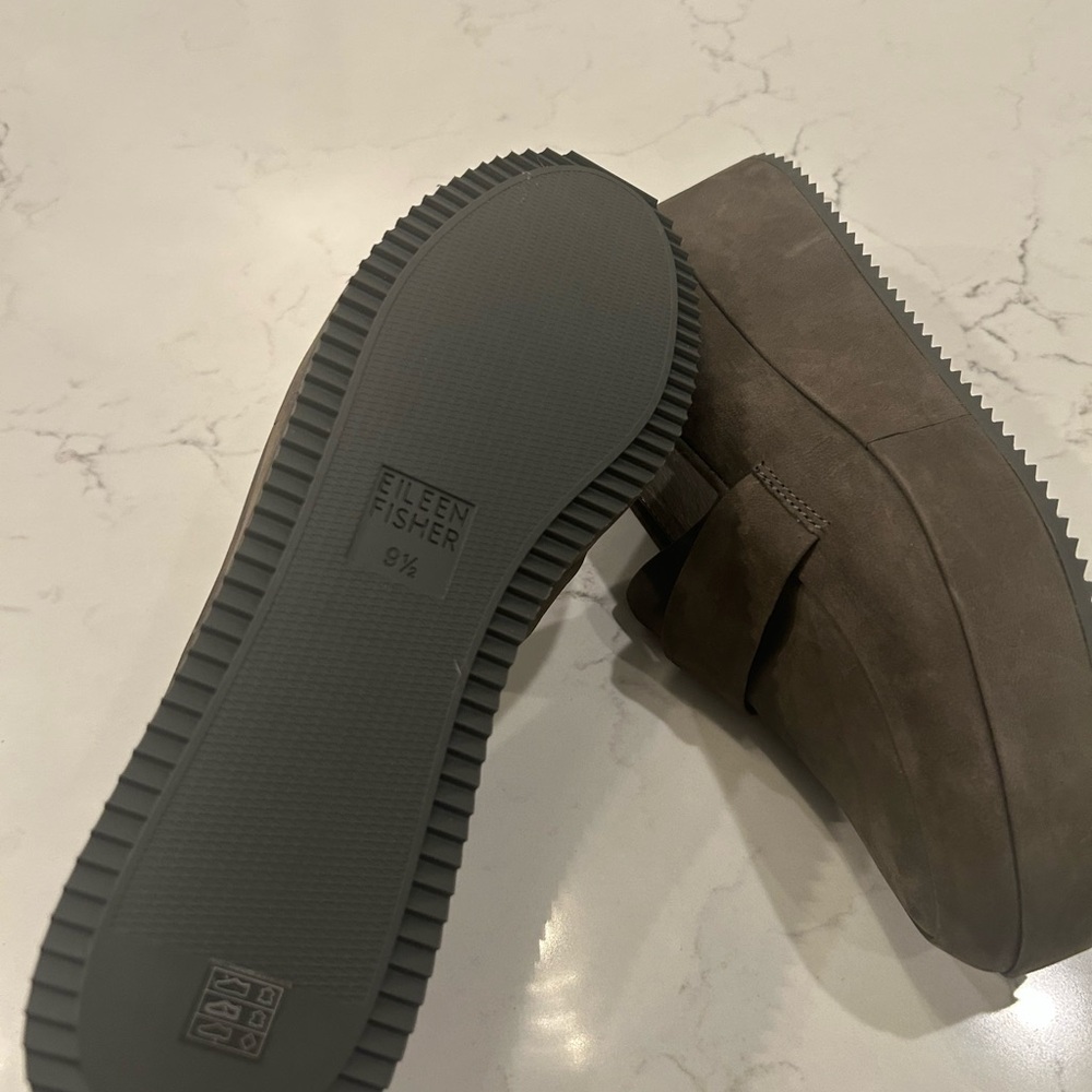 Eileen Fisher Woman’s Grey suede Slip-On Loafers new never worn - Picture 5 of 7